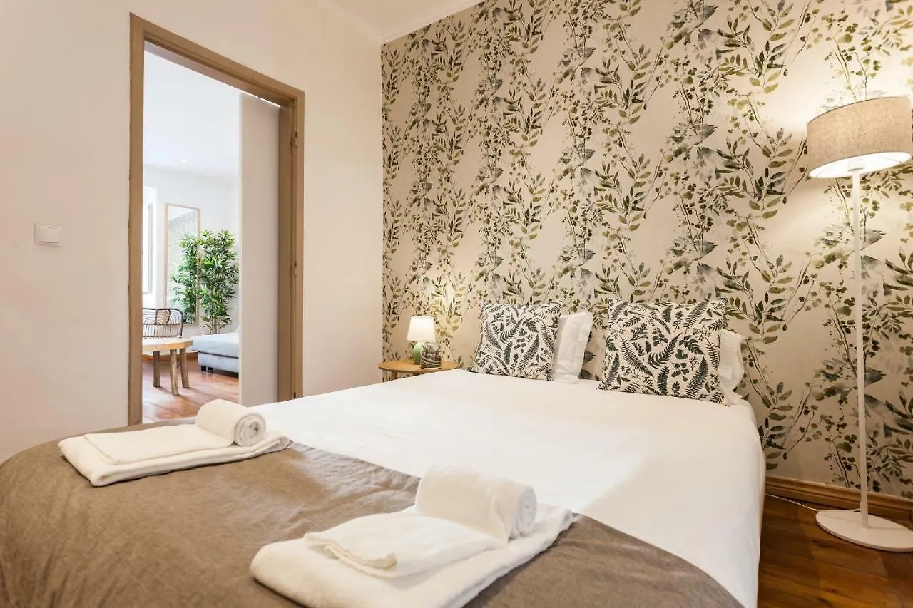 Liberty Duplex Three-Bedroom Apartments - By Lu Holidays Lissabon
