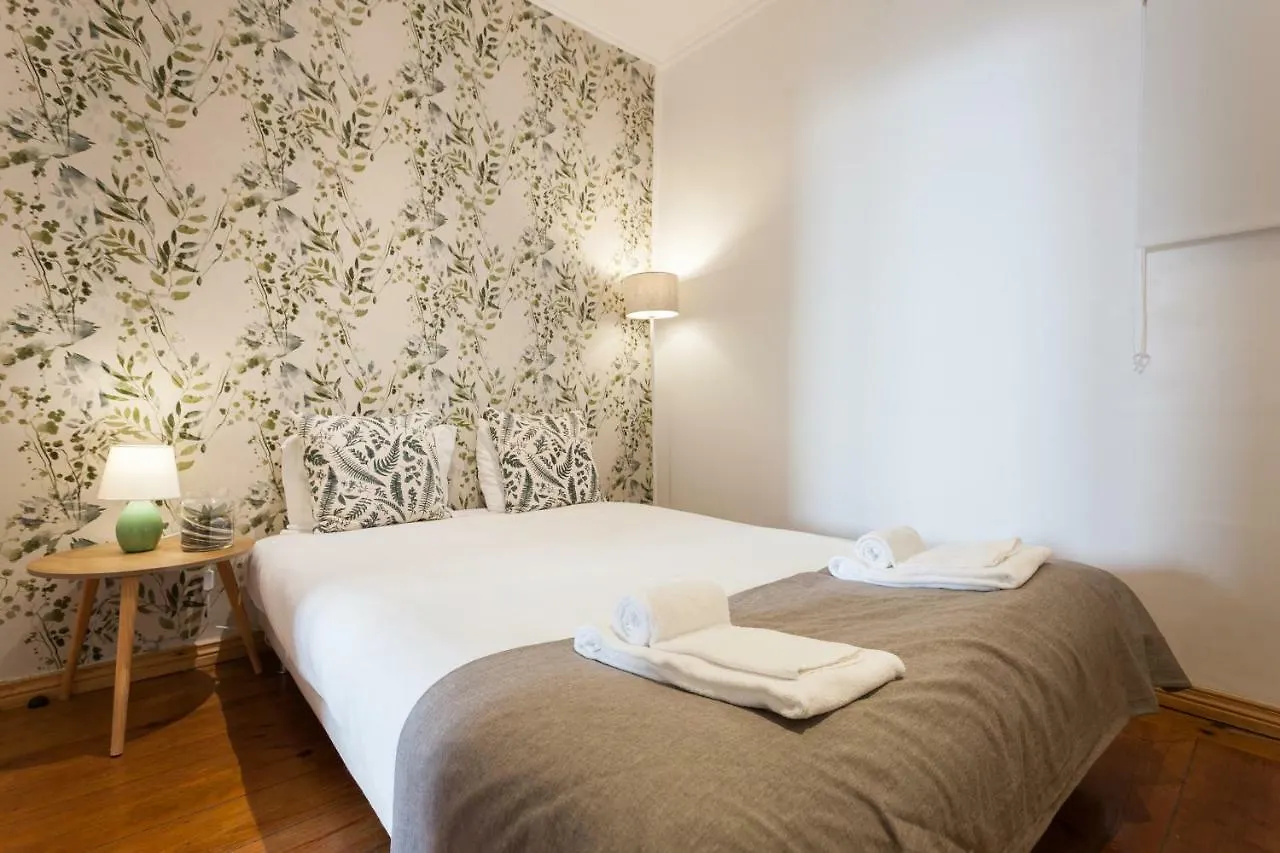 Liberty Duplex Three-Bedroom Apartments - By Lu Holidays Lissabon 0*,
