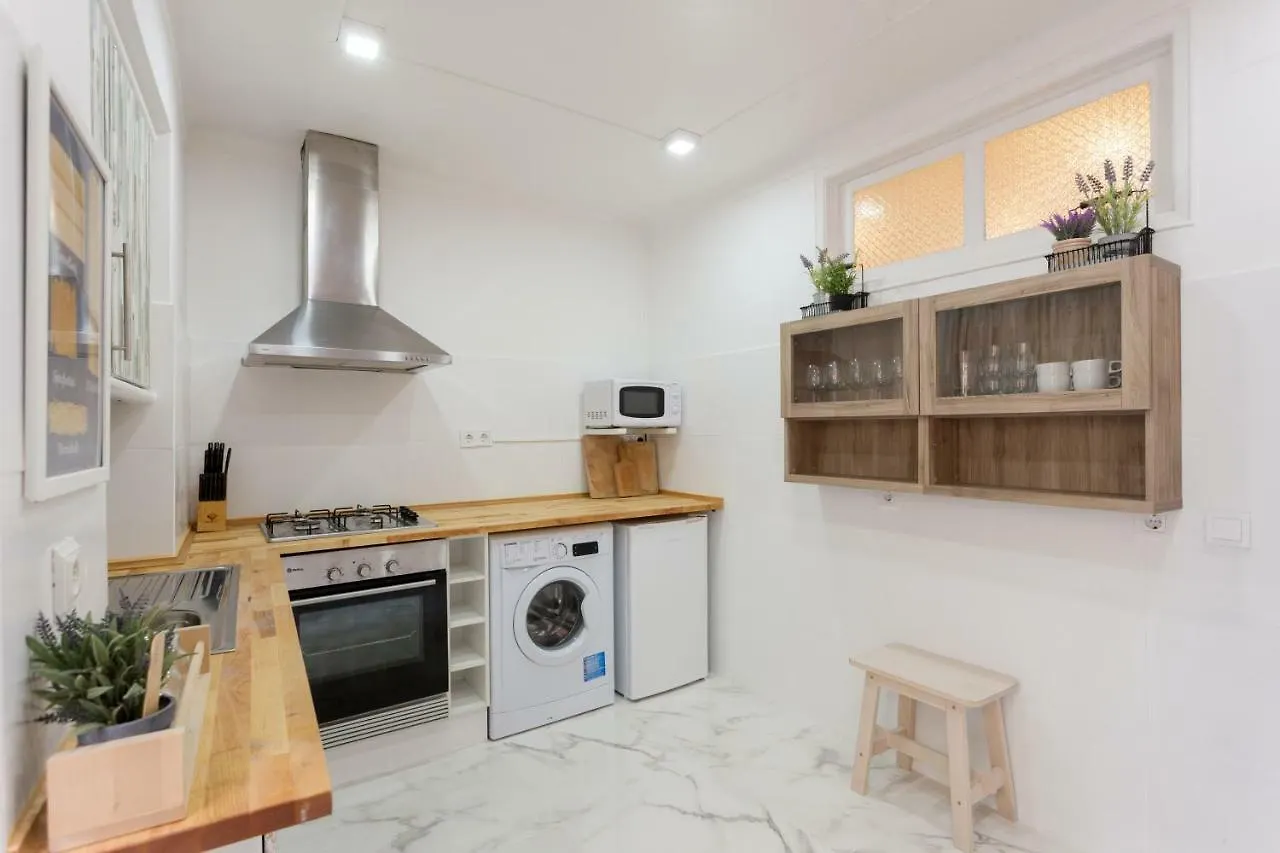 Liberty Duplex Three-Bedroom Apartments - By Lu Holidays Lisbon Portugal