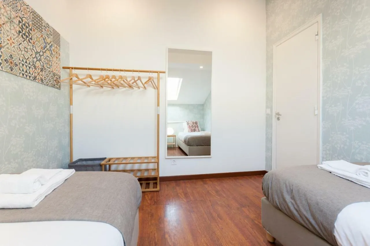 Liberty Duplex Three-Bedroom Apartments - By Lu Holidays Lisbon